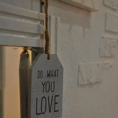 La Casa Di Mare 펜션 아기오스고르디오스